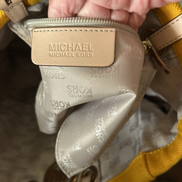 Michael Kors yellow canvas 16 x 14 tote trimmed with leather handles clean bag - Picture 7 of 8